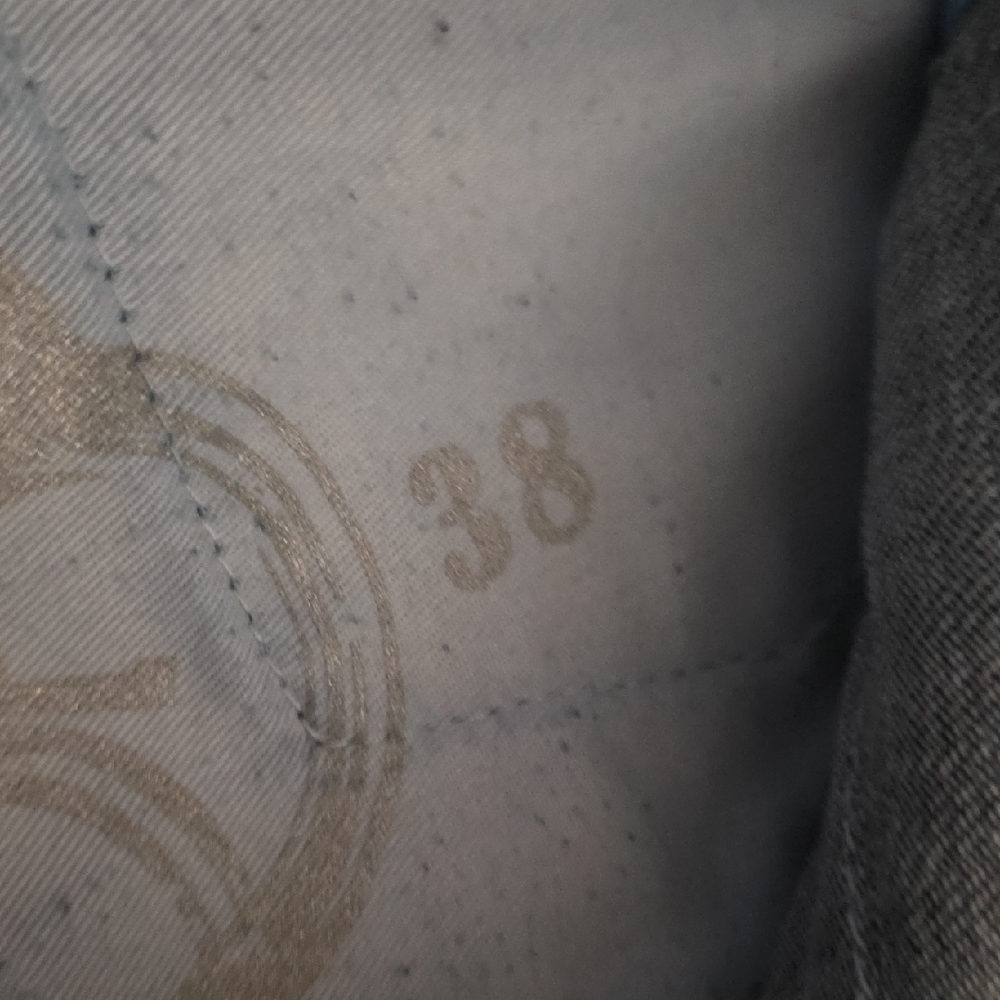 Jeans - Picture 10 of 10